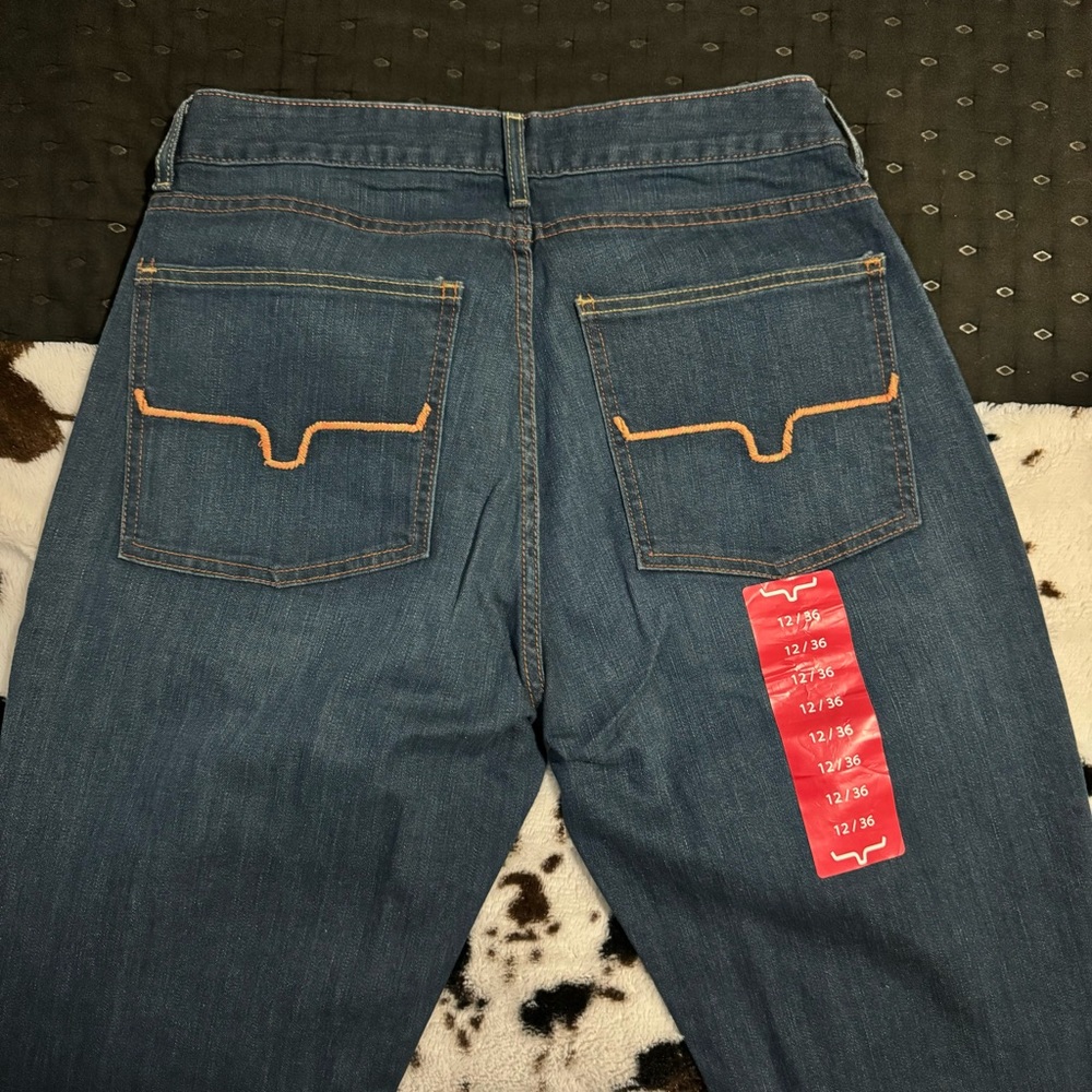 Bootcut Jeans - Picture 6 of 9